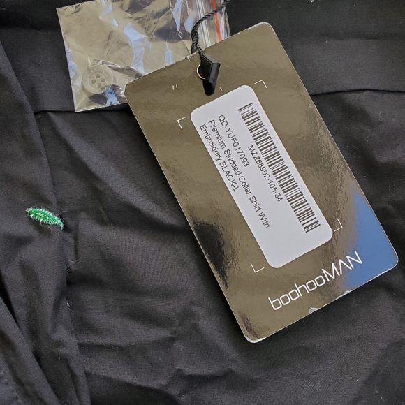 New Men's Studded and Embroidery Black Shirt. - Picture 3 of 7